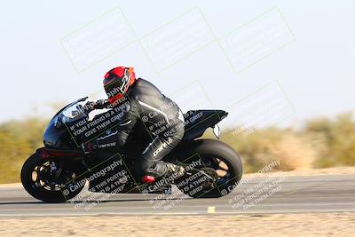 media/Jan-14-2024-SoCal Trackdays (Sun) [[2e55ec21a6]]/Turn 9 (210pm)/